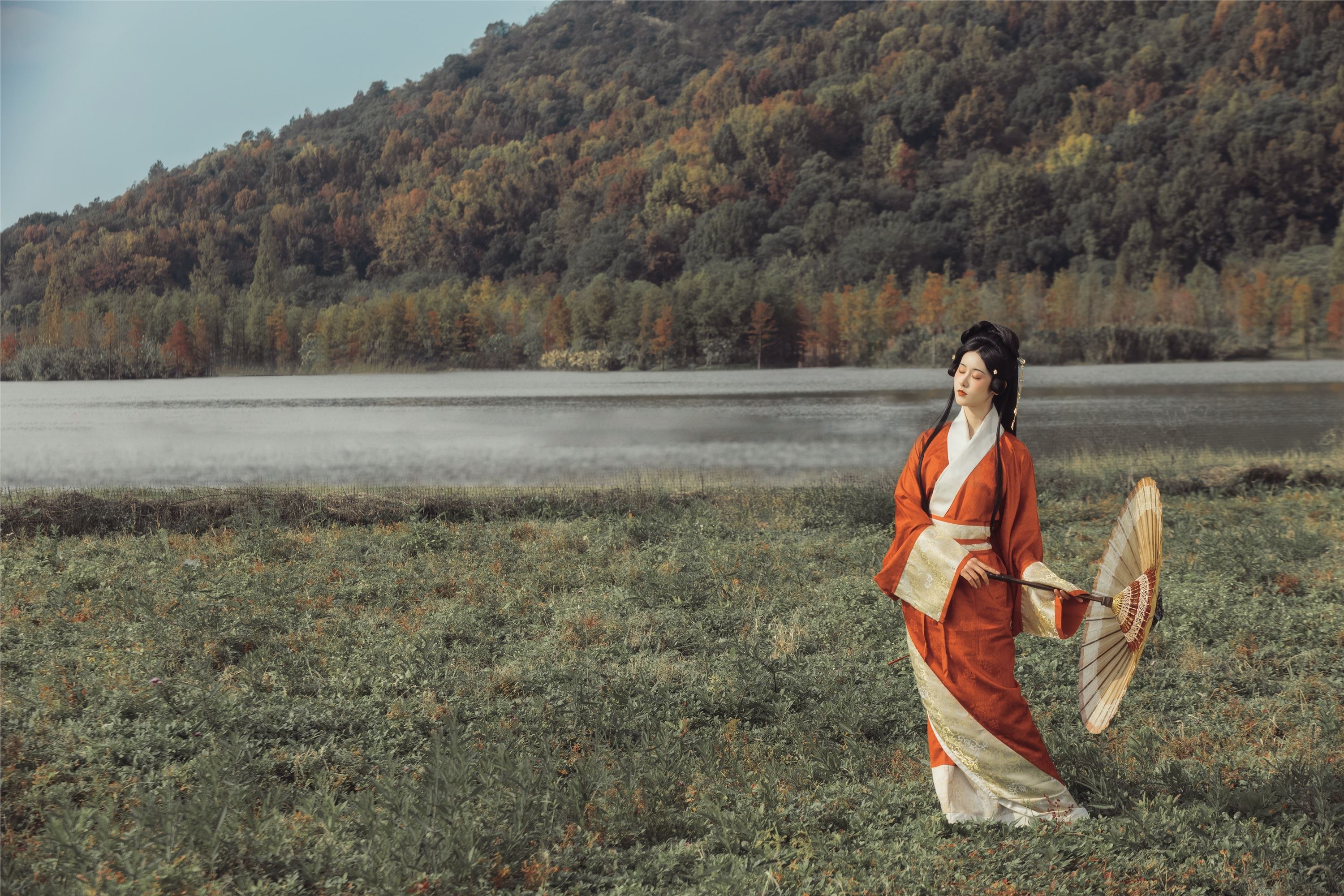 YITUYU艺图语 2025.01.29 关雎 人间月-素尘